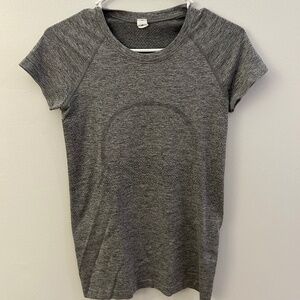 Lululemon Swiftly Tech Grey Shiry
